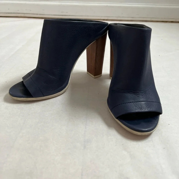 VINCE PEEP TOE ANKLE BOOT SLIP ON WOMENS 9 US M BLUE HIGH HEEL EUC - Picture 3 of 8